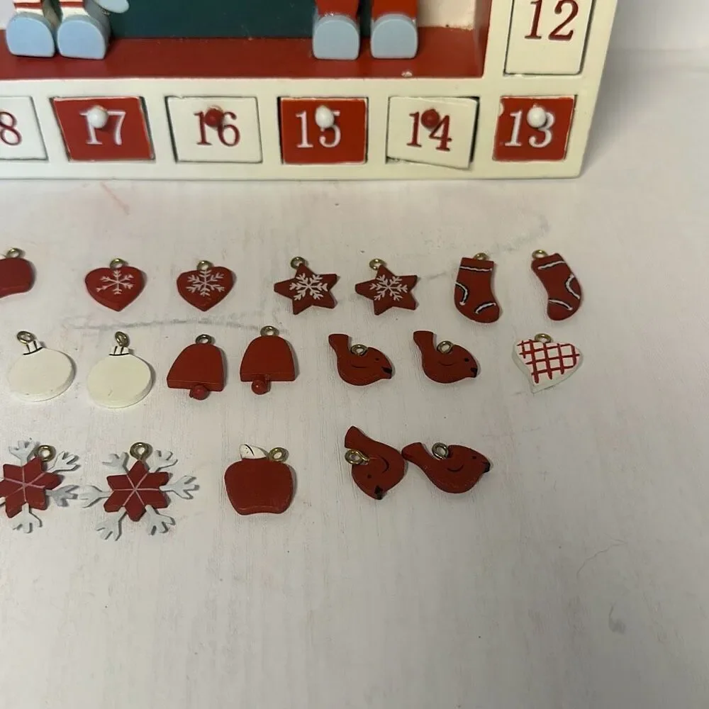Department 56 Wooden Advent Calendar with 24‎ Miniatures to Hang